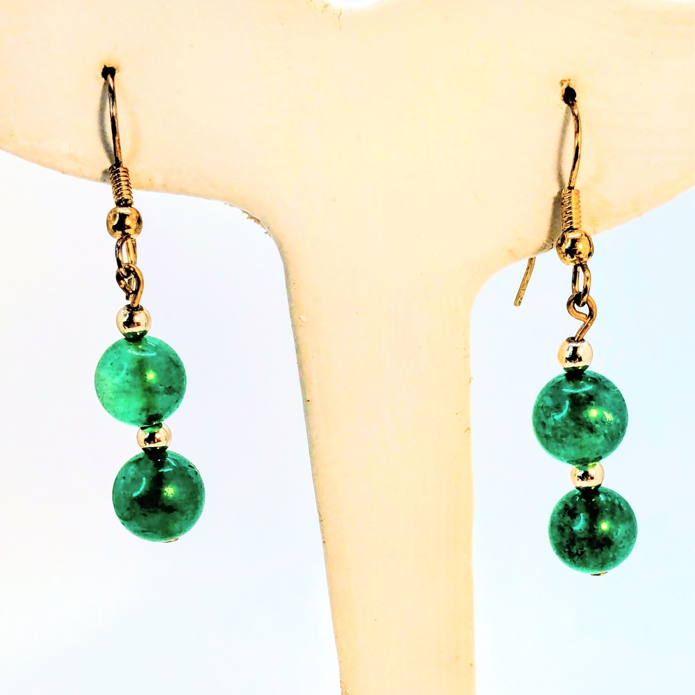 Elegant Green  Quartz Dangle Earrings